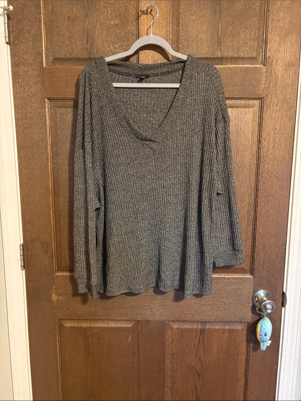 torrid Ribbed V-Neck Long Sleeve Top - Gray